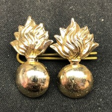 Original British Collar Badge Pair - Royal Artillery
