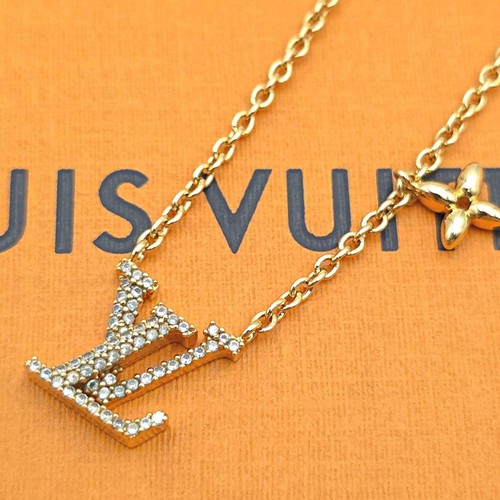 Authenticated louis vuitton - louis,