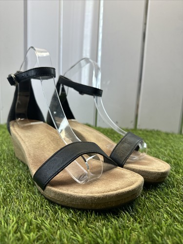 Ladies ugg zoe - 11, leather