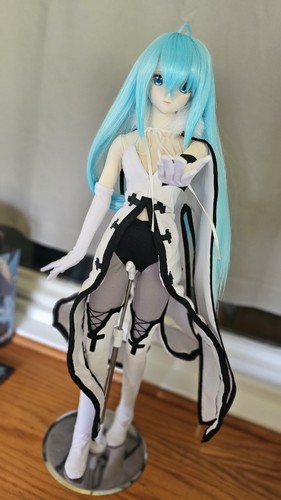 Dollfie dream vivy fluorite - vivy,