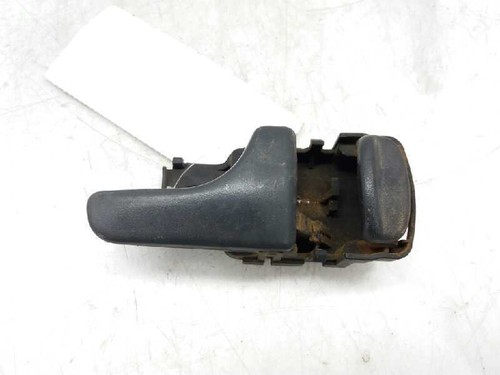 8067090j00 front inner door - inner,