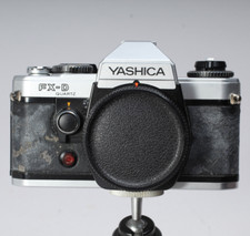 YASHICA FX-D QUARTZ 35MM SLR