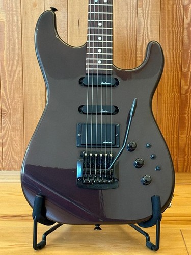 Charvel model made japan - charvel,