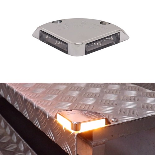 Tail lift amber - tail, flashing