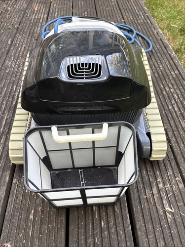 Maytronics dolphin robotic - maytronics,