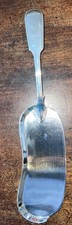 Elkington&co Silver Plated  crumb scoop hall mark Shown Above 33cm Total Length