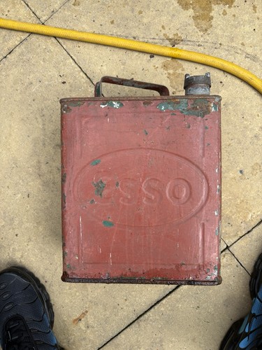 Vintage retro esso fuel - retro,