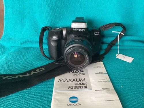 Minolta dynax 300si - minolta,
