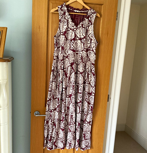 Fatface burgundy cream shells - burgundy/cream,