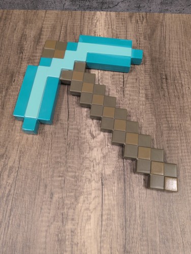 Minecraft diamond pickaxe - minecraft,