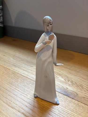 Lladro nao porcelain girl - lladro, /