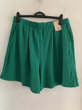 BNWT By TU Green Textured