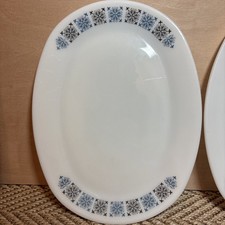 1 x Pyrex Chelsea Large Oval