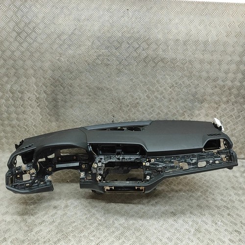 Audi dashboard lhd - f3,