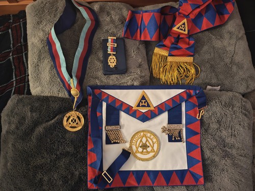 Royal arch middlesex past - royal,