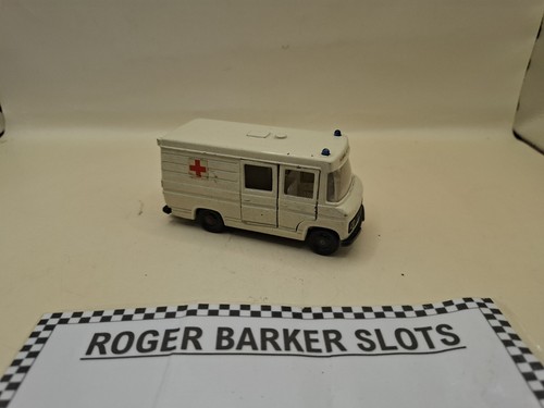 Siku binz rettungswagen - binz,