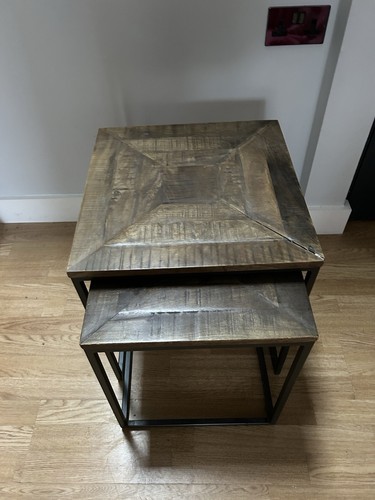Stunning wood coffee table - stunning,
