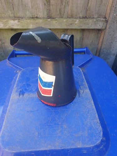 Vintage chevron oil - "chevron", pourer