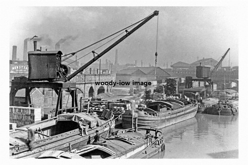 Pt3699 barges the - -, on