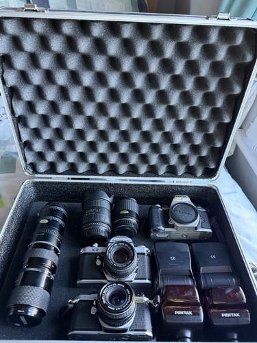 Pentax camera bundle mint - bundle,