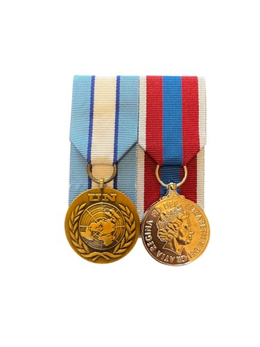 Court mounted medal - court,