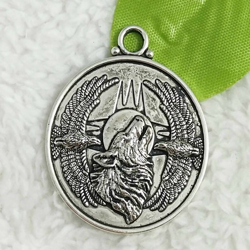 Large wolf raven crow - wolf,