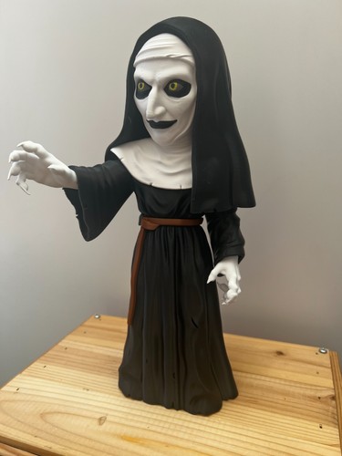 Nun horror fan - horror, figure