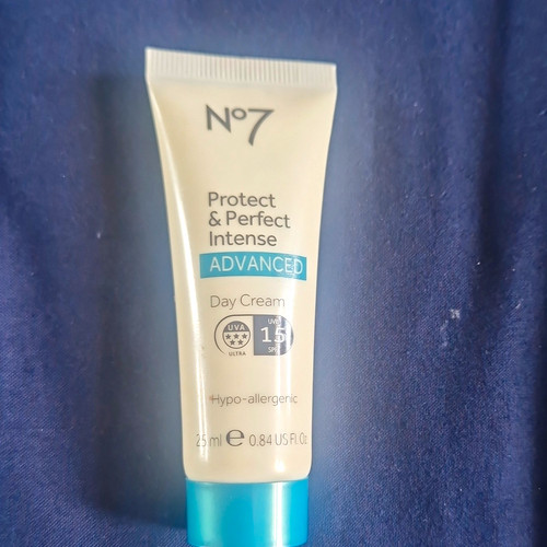 No7 protect perfect - perfect, intense