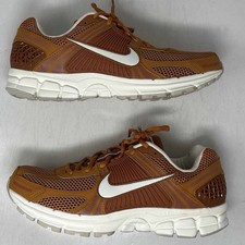 Nike Air Zoom Vomero 5