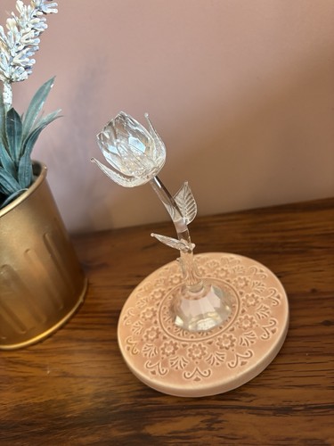 Pretty crystal glass - pretty,