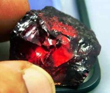 25 Ct Raw Uncut Red Garnet