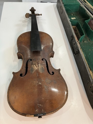 Antique violin wooden - antique,