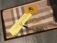 Burberry 100% Cashmere Check