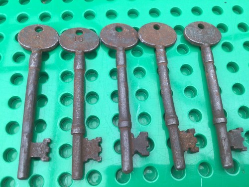 Vintage keys job lot x - vintage, raf