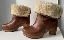 UGG® AUSTRALIA LYNNEA BROWN