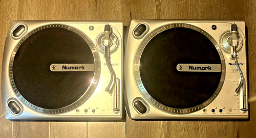 Pair numark dj - of,
