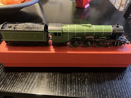 Hornby flying scotsman 4472 - flying,