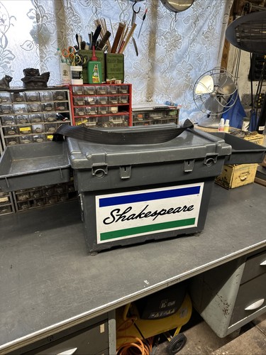Shakespeare seat box - shakespeare, or