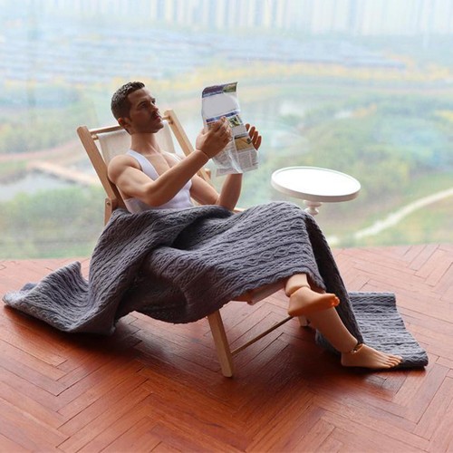 Scale dollhouse chair - 1/6,