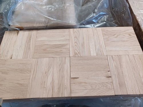 Parquet wooden flooring tiles - ,