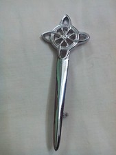Celtic Swirl Kilt Pin Silver