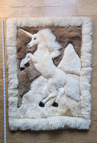Vtg 100 alpaca fur - alpaca, wall