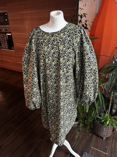 Floral dress size medium - h&m,