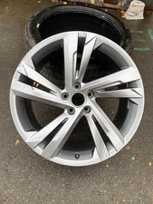 1x Genuine Volkswagen VW