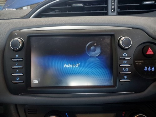 Toyota yaris audio sat - toyota,