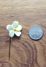 Daffodil flower stick badge - flower,