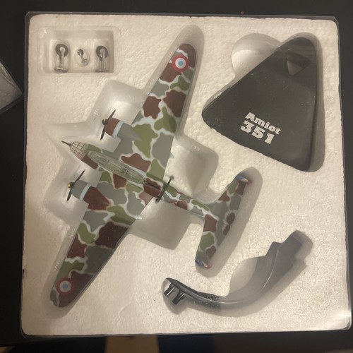 Atlas 144 amiot 351 ww2 - atlas, 1:144