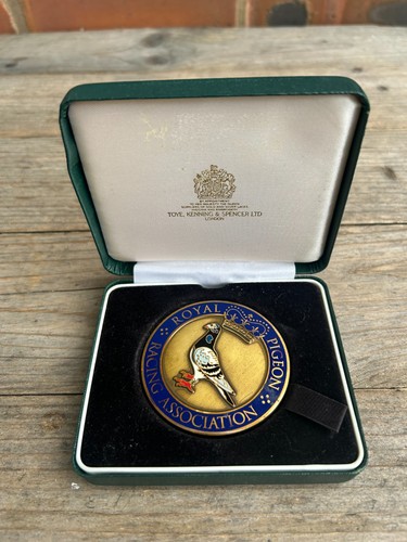 Royal pigeon racing - royal,
