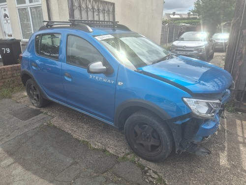 Dacia sandero stepway - sandero, laureate