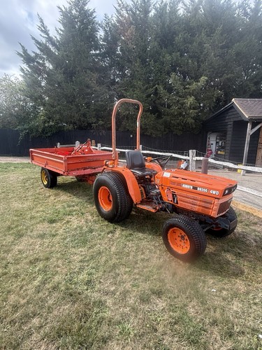 Kubota b8200 compact tractor - b8200,